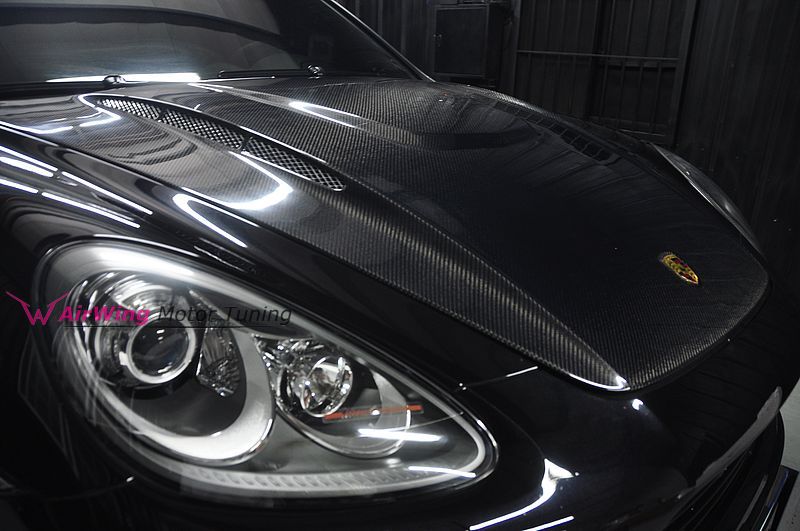 Porsche 958 Cayenne - HAMANN style carbon hood 4